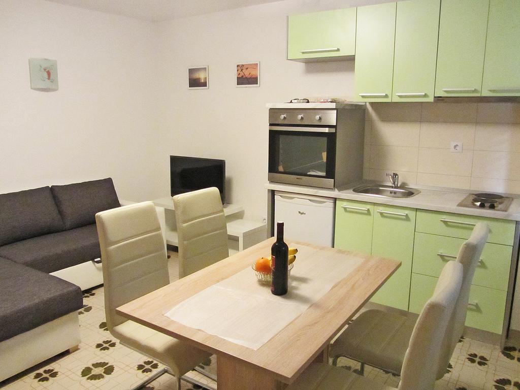 Apartmani Bozic Stobreč Exterior foto
